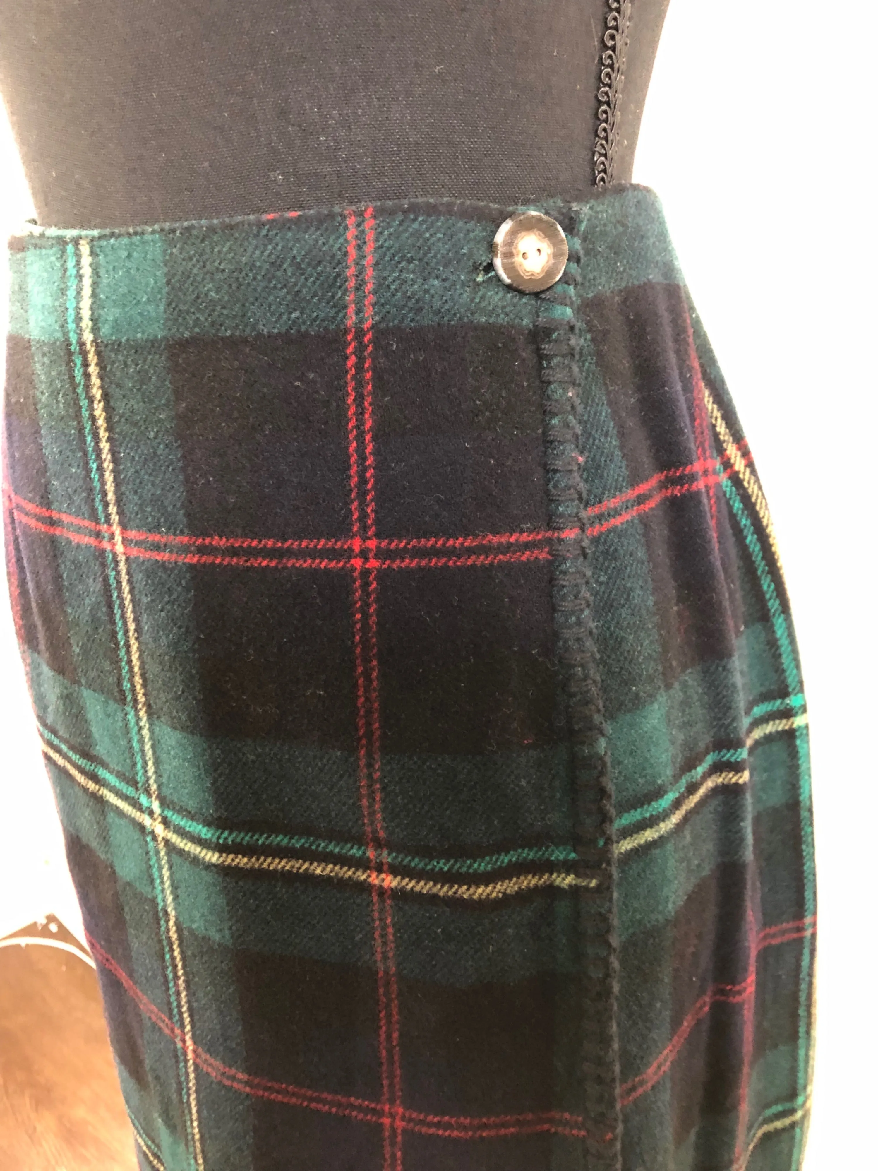 '90’s/00’s Tartan Plaid Blanket Wrap Skirt by The Gap